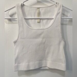 Aritzia The Group by Babaton Flow Seamless Crop Ribbed Tank White